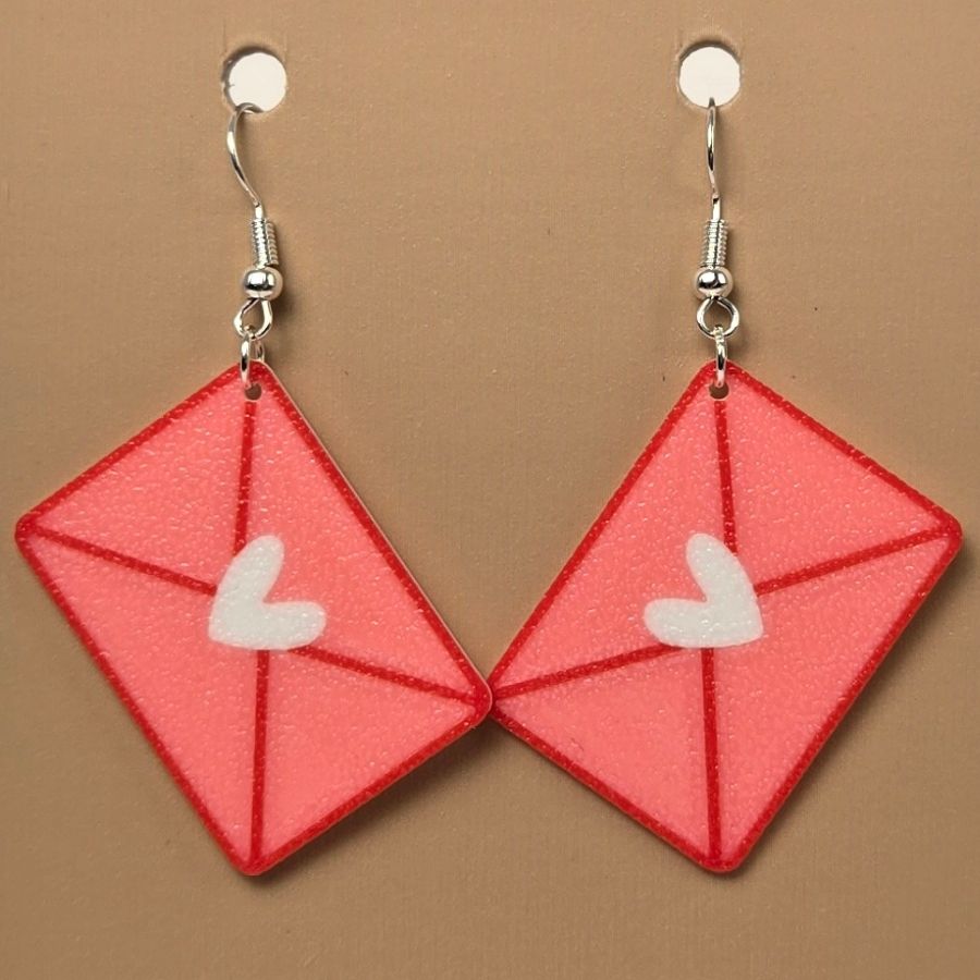 Boucle d'oreille en forme de Lettre coeur imprimée en 3D avec crochets hypoallergéniques sans nickel